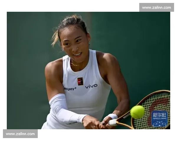 郑钦文关键破发扳平西尼亚科娃，决胜盘遗憾未能延续强势